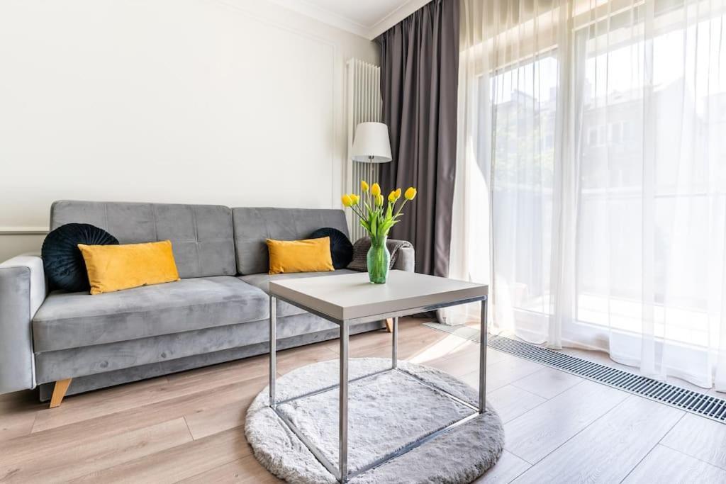 Golden Apartments -City Center - Mennica Residence Varšava Exteriér fotografie